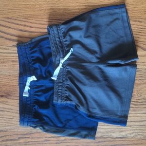 Toddler 2-pack mesh shorts 24m